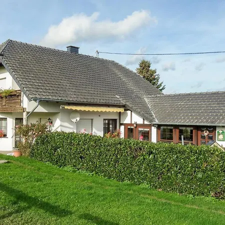 Pet Friendly In With Kitchen * Bongard